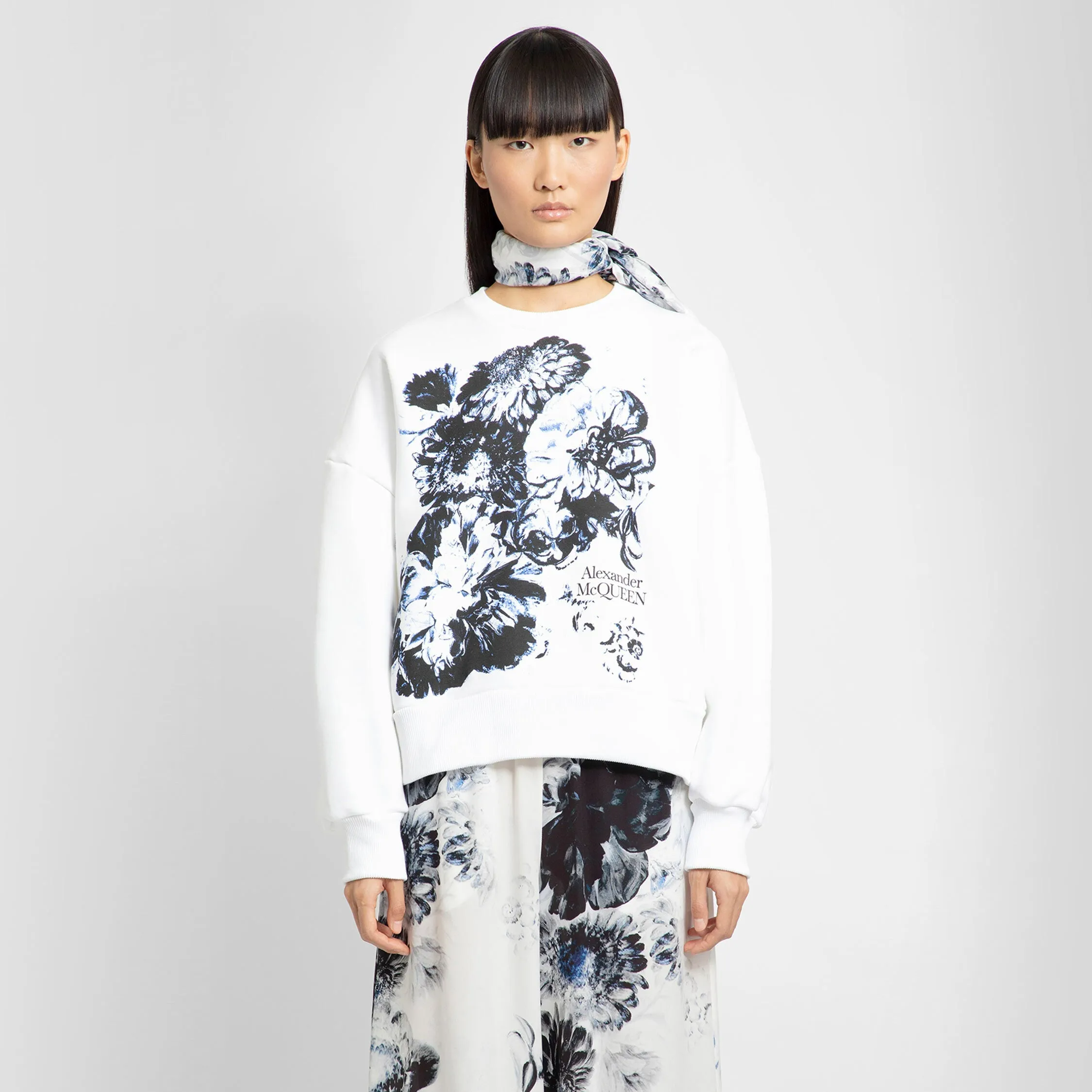 ALEXANDER MCQUEEN WOMAN WHITE SWEATSHIRTS
