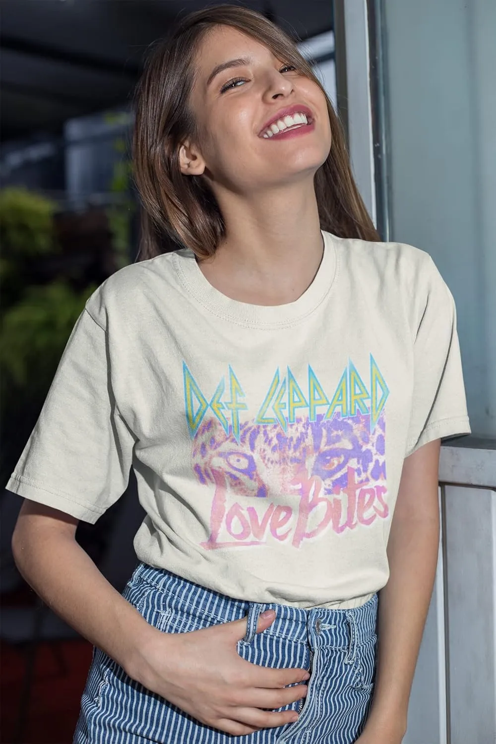 Def Leppard English Rock Band Love Bites Leopard Eyes Image Adult Short Sleeve T-Shirts Graphic Tee