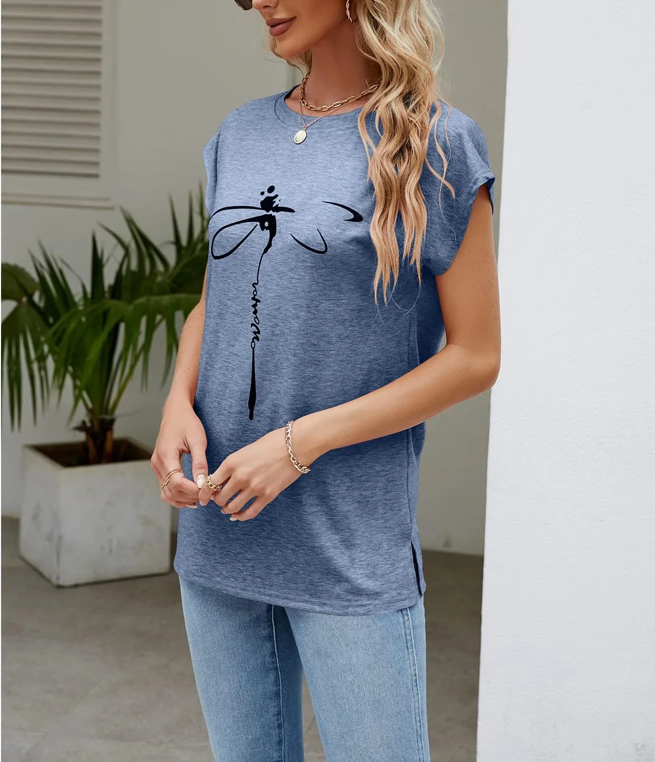Women's Graphic Tees Casual Summer Funny Dragonfly Printed Short Sleeve Cute T Shirts Tops
