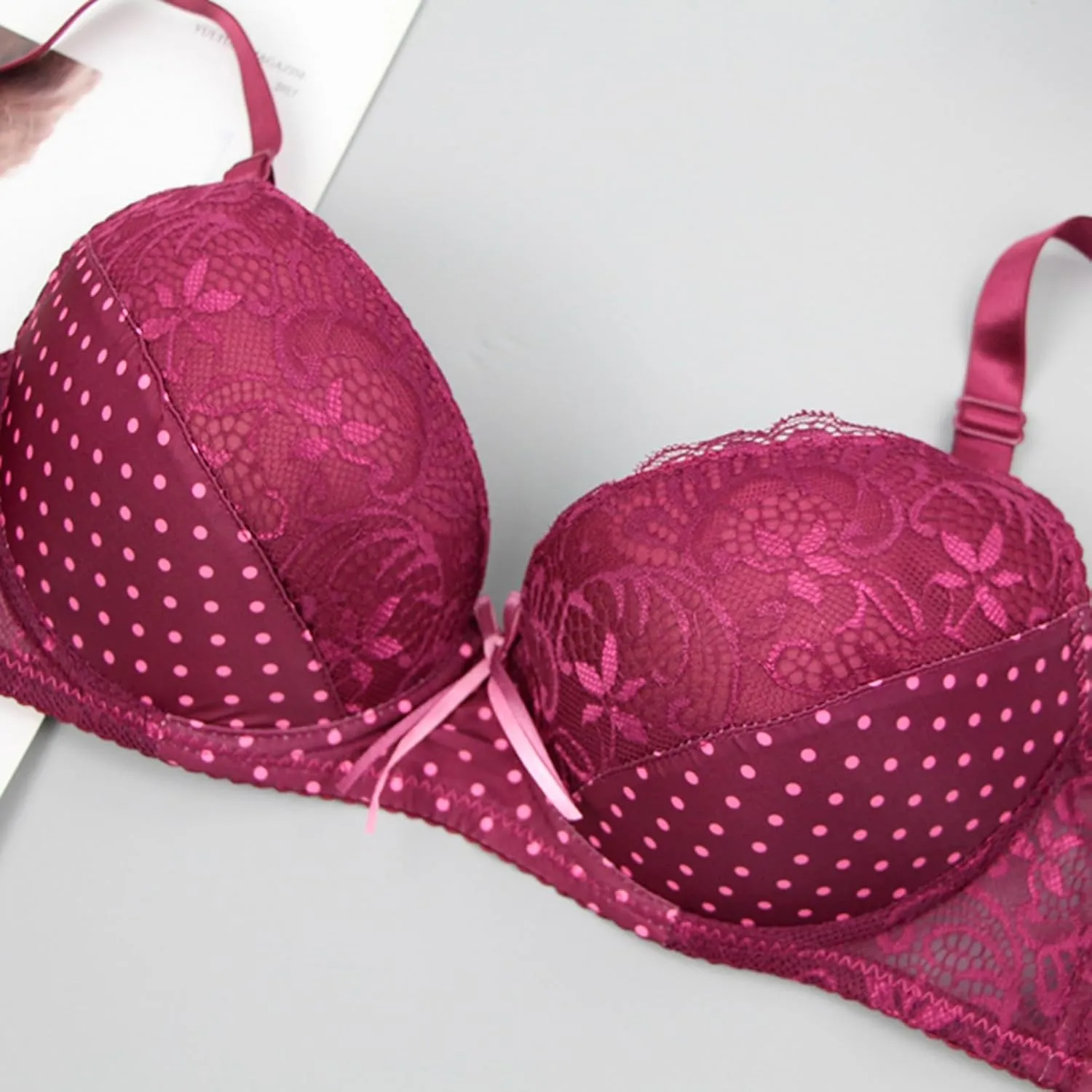 Women's Wireless Full-Coverage Bras Everyday Seamless Padded Workout Gym Yoga T-Shirt Bra Bralette