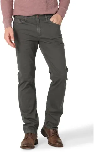 Wrangler Authentics Men's Slim Fit Straight Leg Jean